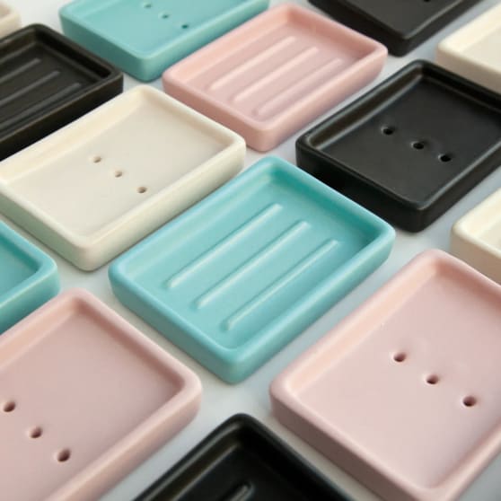 Day 1 Handgemaakt Keramieken Zeepbakje Aqua met Ribbels