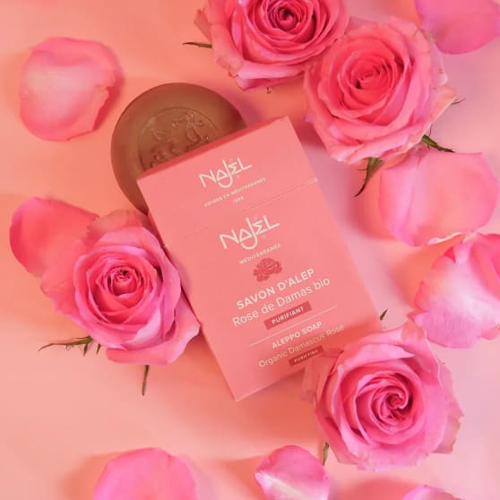 Najel Aleppozeep met Biologische Damascus roos