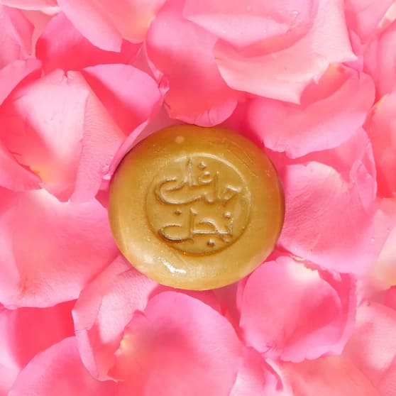 Najel Aleppozeep met Biologische Damascus roos