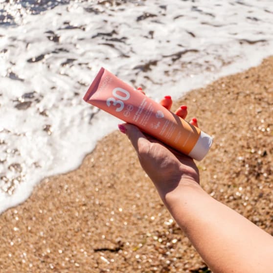 Alphanova Daily Sun Invisible Sun Milk SPF30 Sun Glow