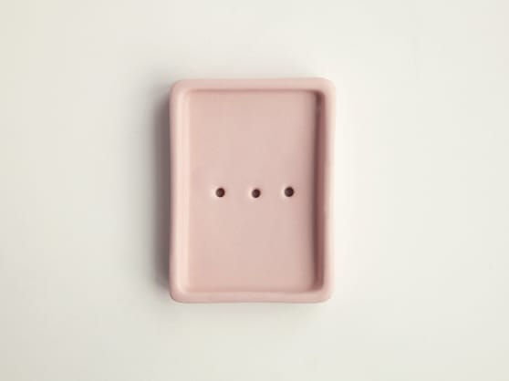 Day 1 Handgemaakt Keramieken Zeepbakje Oudroze met Gaatjes