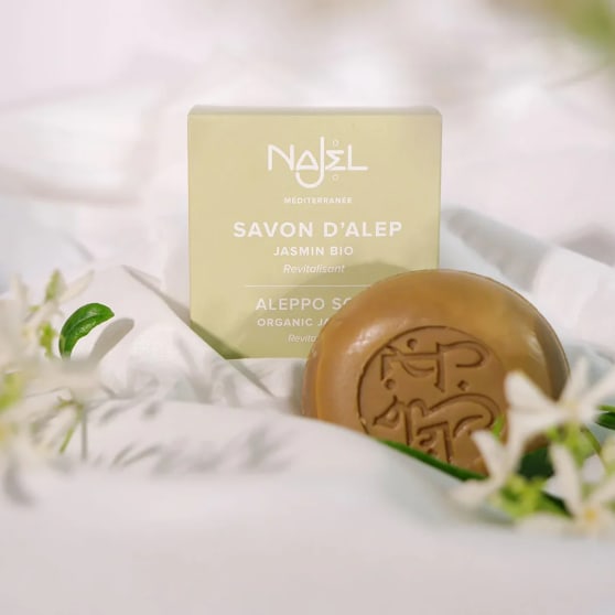 Najel Aleppozeep met Biologische Jasmijn