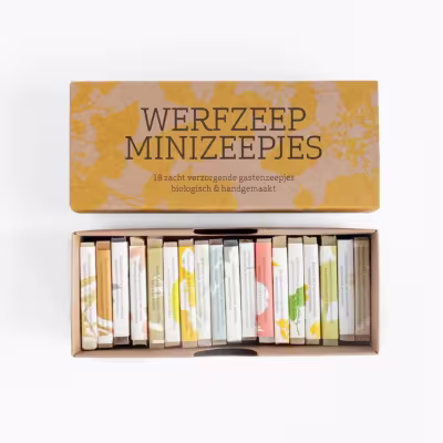Cadeaudoos met 18 minizeepjes