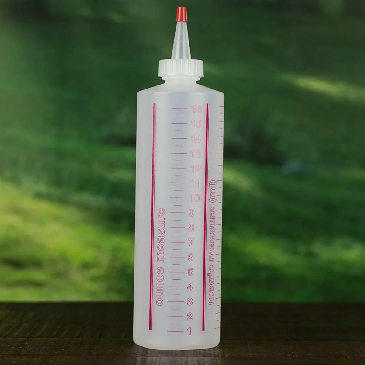 Chagrin Valley Plastic Knijpfles