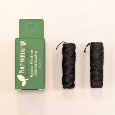 Puur Natuurlijk - Bamboe Flosdraad Charcoal navulling Fluoridevrij (2 x 30m)
