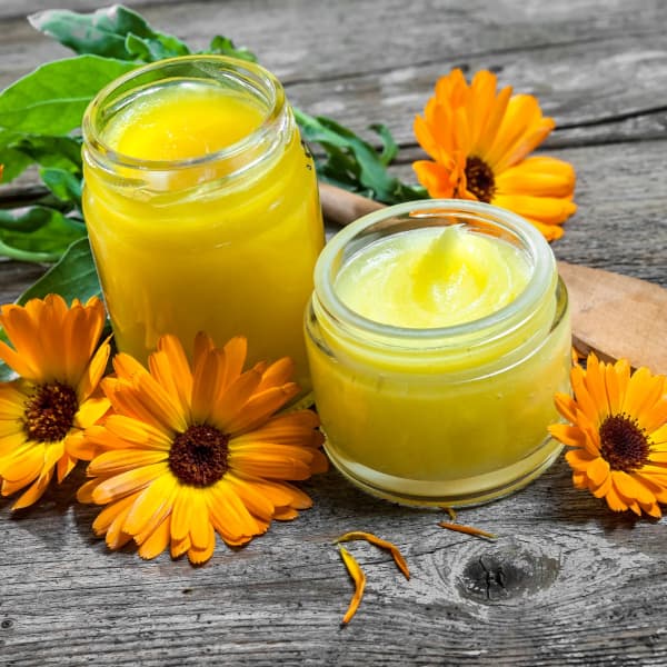 Calendula Zalf - 100% Natuurlijke Goudsbloemzalf voor een Herstellende Huid