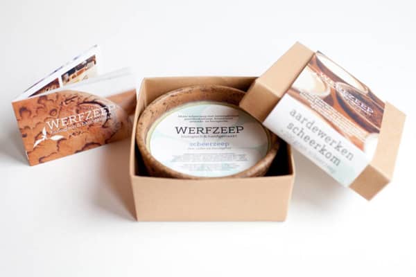 Werfzeep Scheerkom van robuust aardewerk