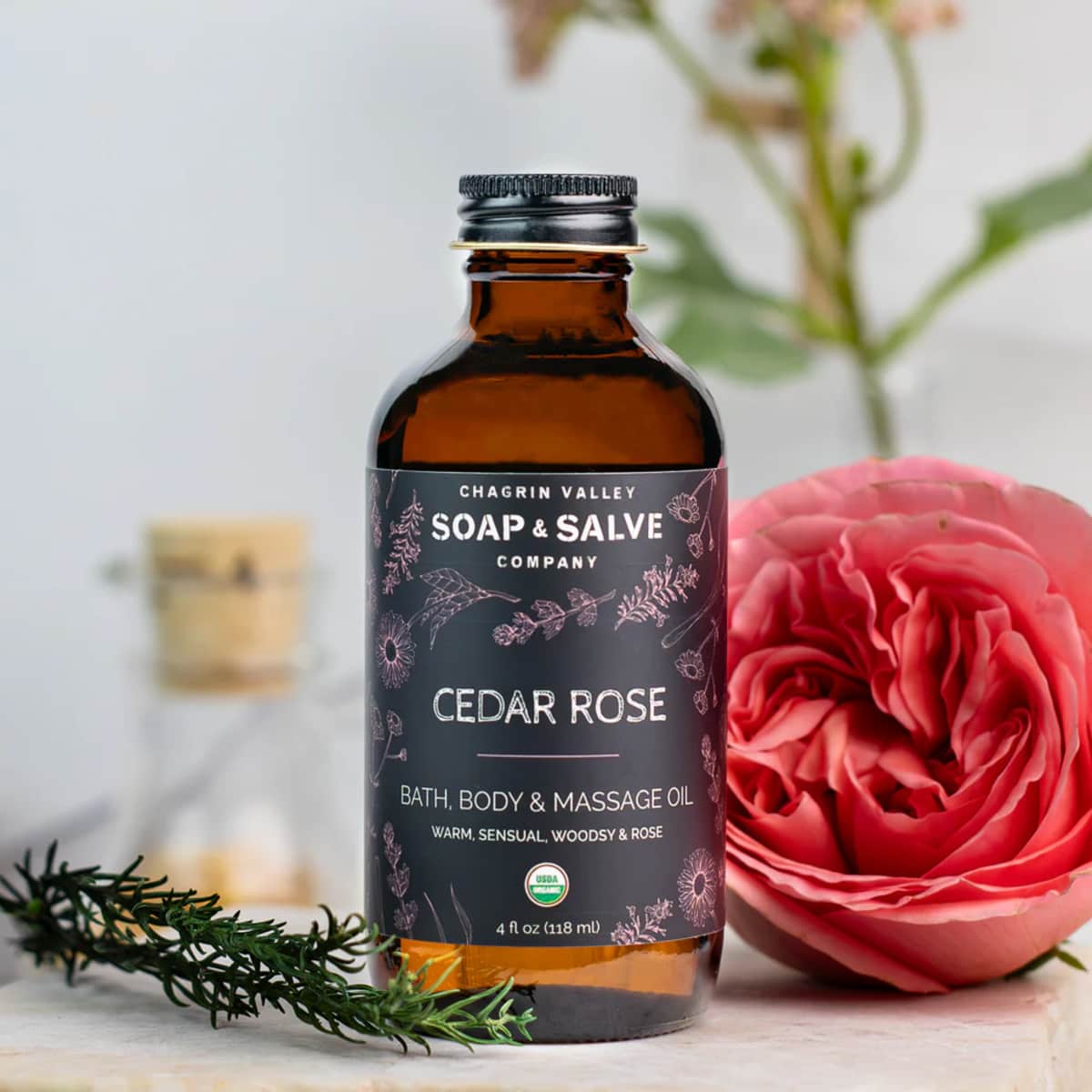 Chagrin Valley Bath, Body & Massage Oil Cedar Rose afbeelding