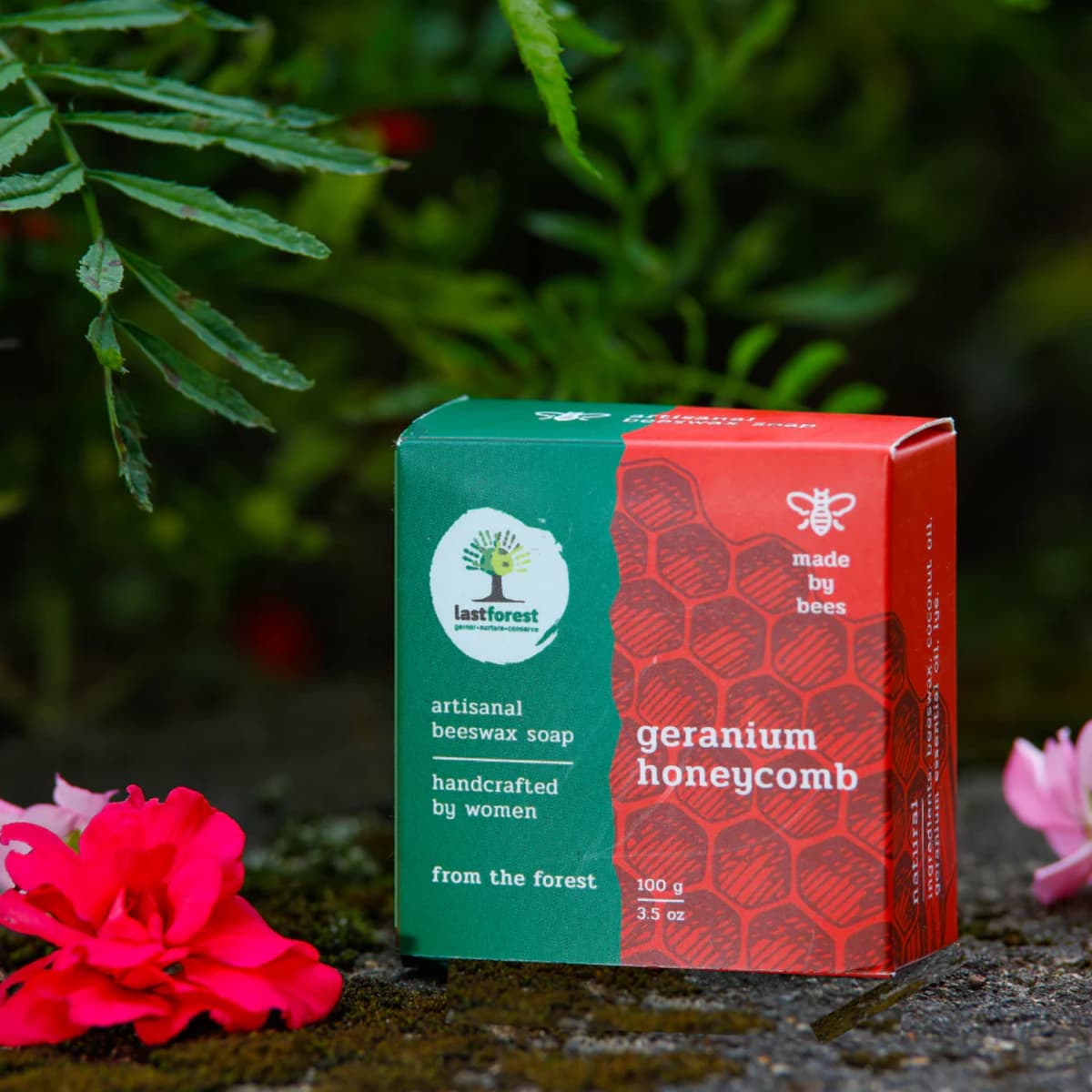 Last Forest Honingraat Bijenwaszeep Geranium afbeelding