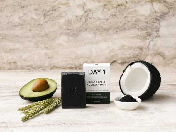 Day 1 - Charcoal Younger Days - Detox Soap Bar