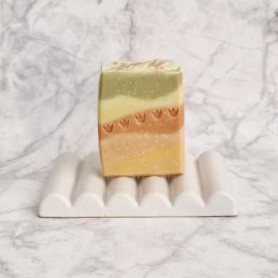 Soypa Tulp Handgemaakte Zeep | Mandarijn, neroli en lavendel