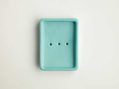 Day 1 - Handgemaakt Keramieken Zeepbakje Aqua met Gaatjes