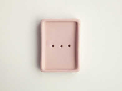 Day 1 - Handgemaakt Keramieken Zeepbakje Oudroze met Gaatjes