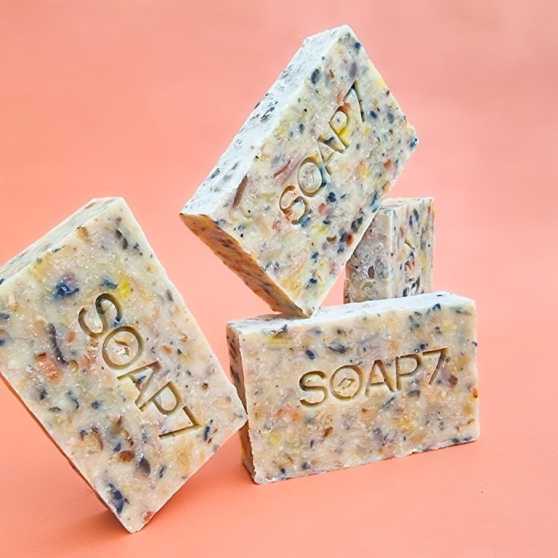 SOAP7 Confetti Soap