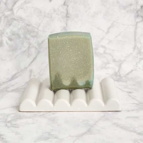 Soypa - Suma Handgemaakte Zeep | Cederhout, Spar, Muskaatsalie