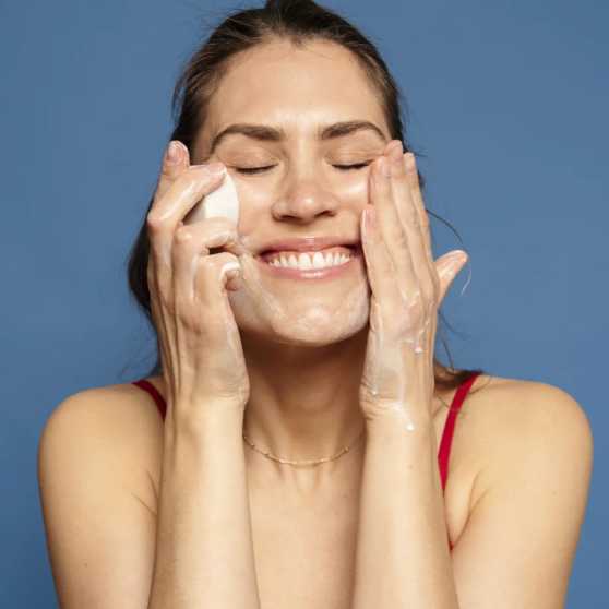 The Lekker Company Face Cleansing Bar | Green Clean