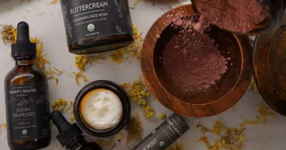 Welke natuurlijke ingrediënten gebruikt Chagrin Valley Soap & Salve?