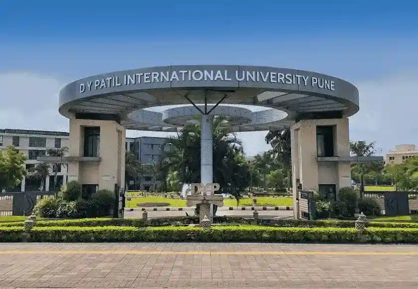 Dr. DY Patil Online logo