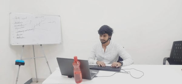 Modern Workstations & Multi-Screen Programming Labs
