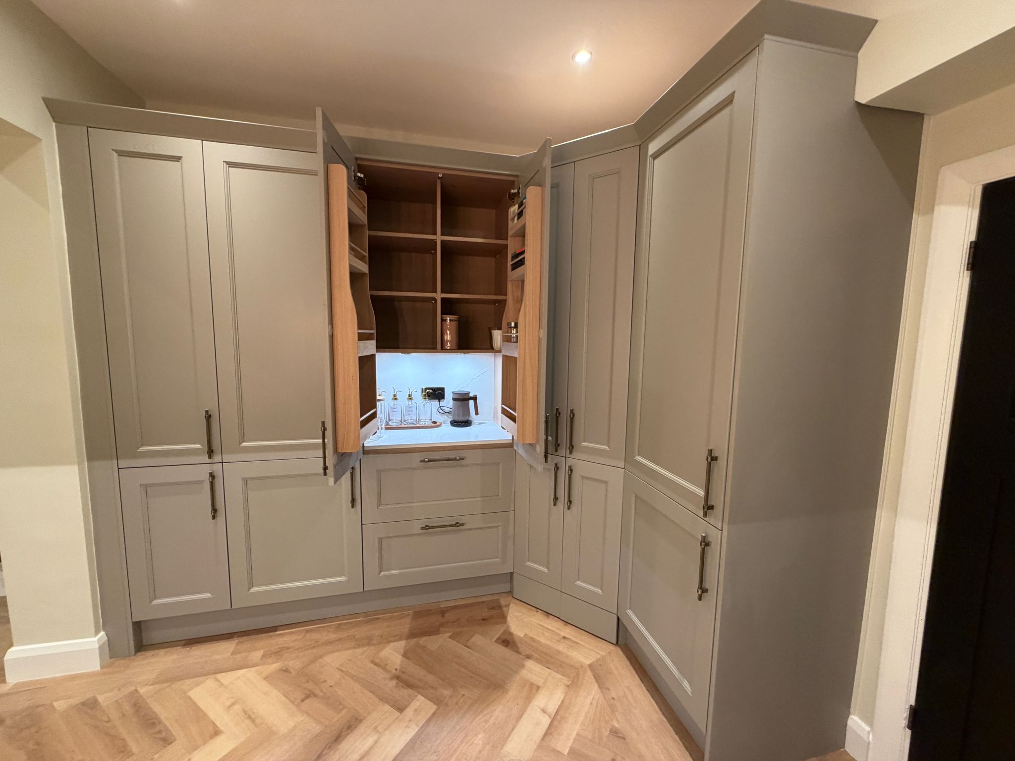 Completed Kitchen Widnes