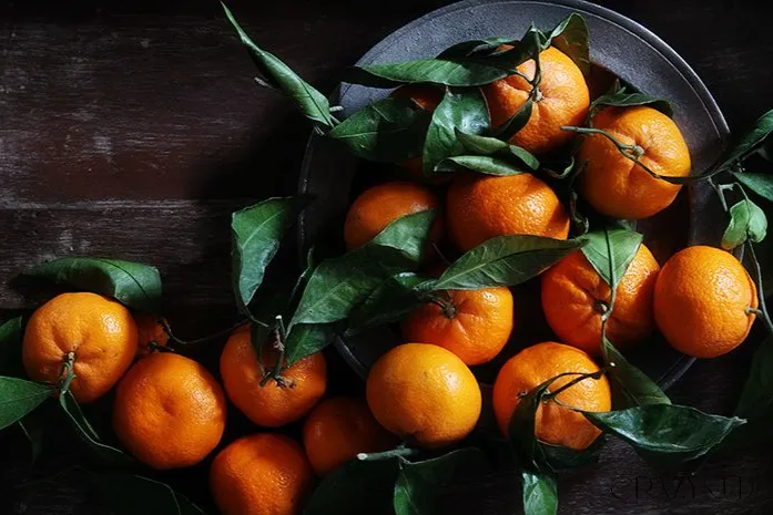 7 Powerful Foods That Help Fight Hyperpigmentation Naturally