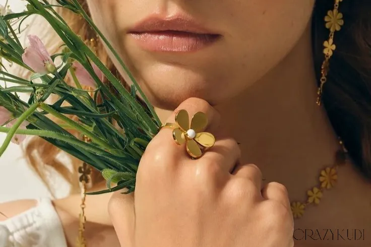 4 Dermatologist-Recommended Skincare Ingredients That Brighten Dull Skin