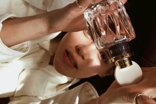 Honey on Your Face? A Dermatologist Weighs the Potential Benefits and Important Cautions