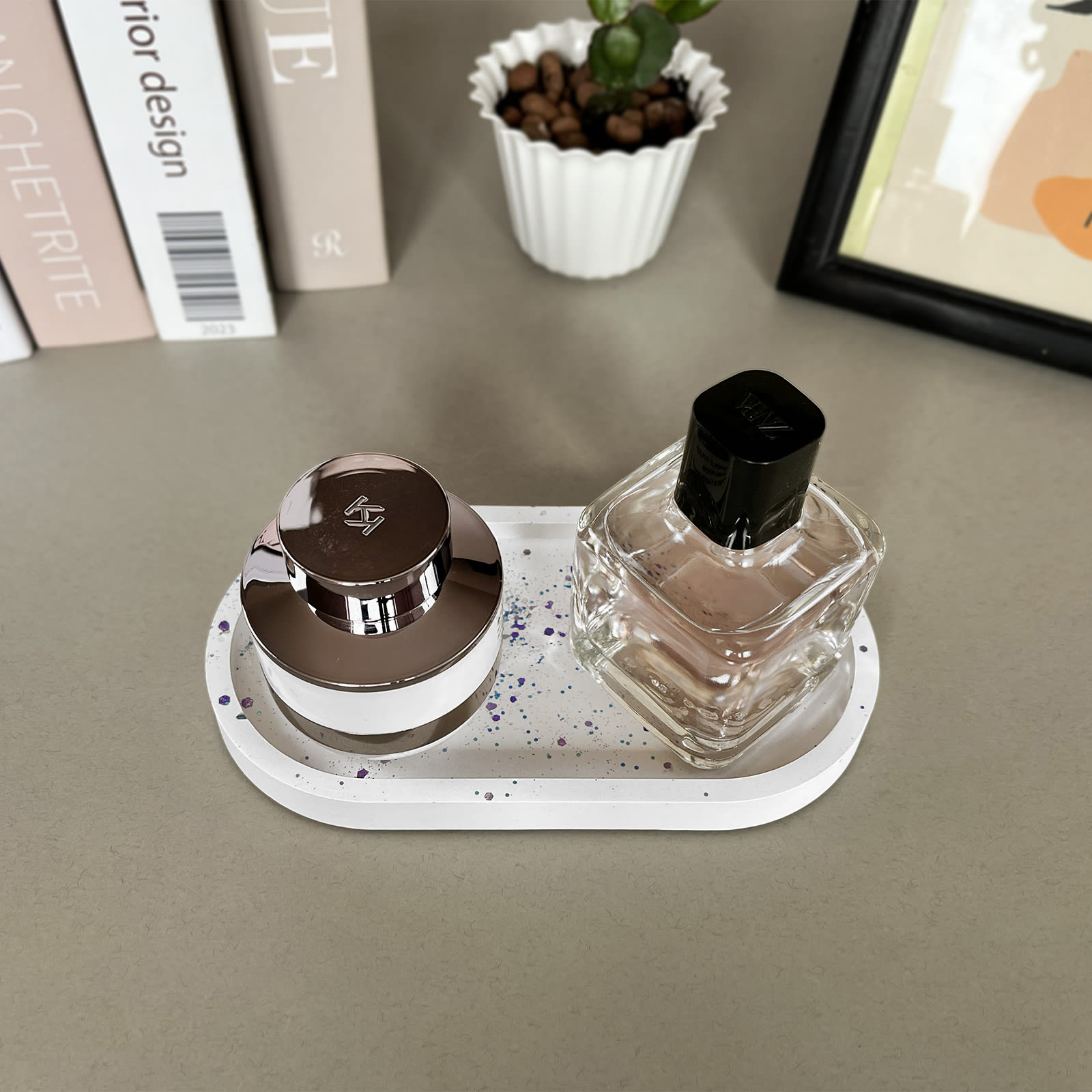 Таця Овальна Мала Біла з Бузковими Блискітками | Гіпсовий Виріб від майстерні "Щаслива Качка" - Слайд 4