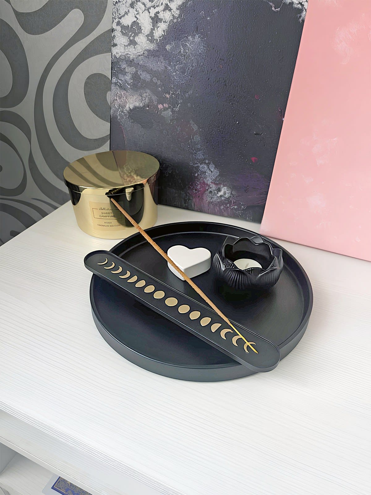 Фото відгук: Чорна гіпсова гармонія: великий піднос, лотос-свічник, аромапідставка