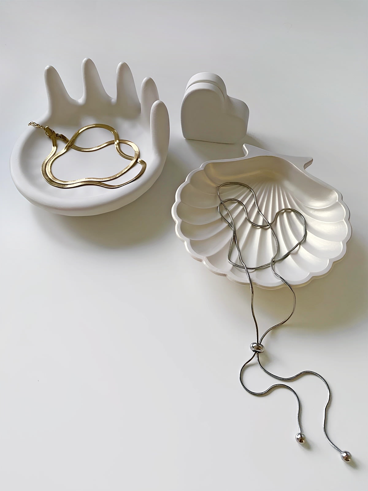 Фото відгук: Пальчики та Мушелька — гіпсові підставки як фотореквізит для прикрас