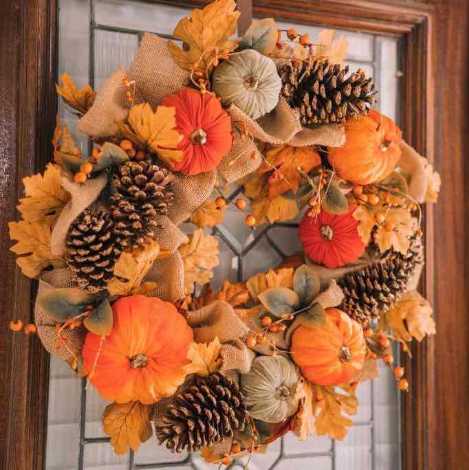 Autumn wreath making 🍂