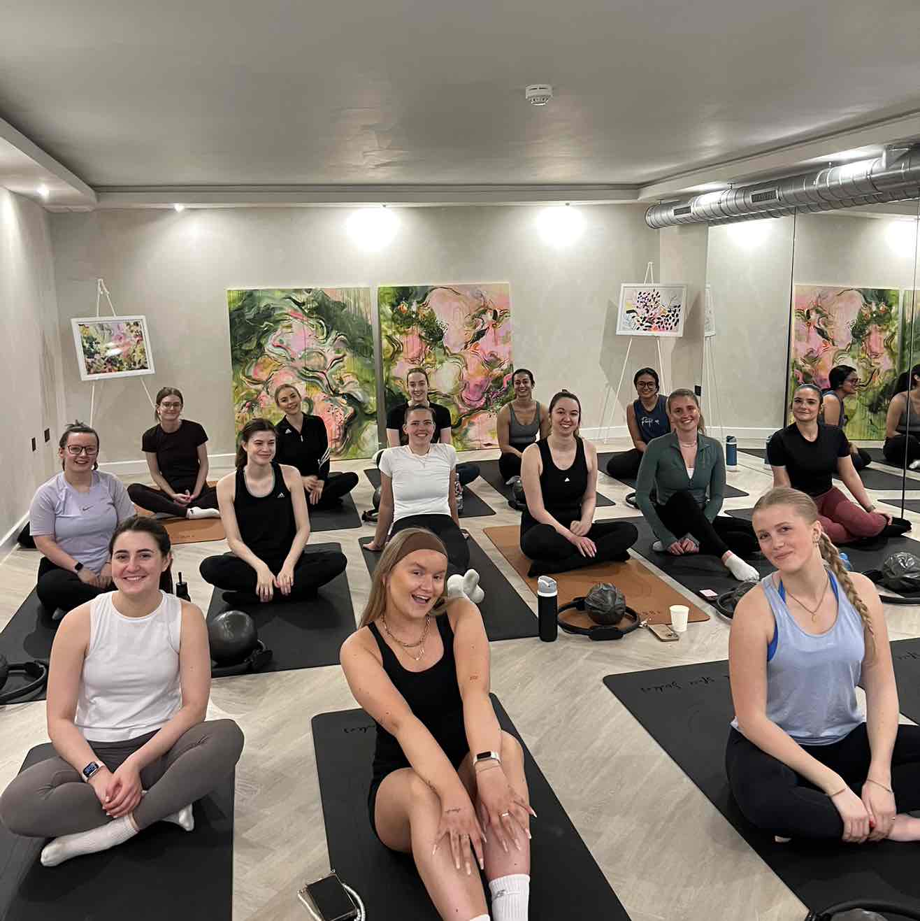 Matt Pilates 🧘♀️💕 (drinks & goody bags too!)