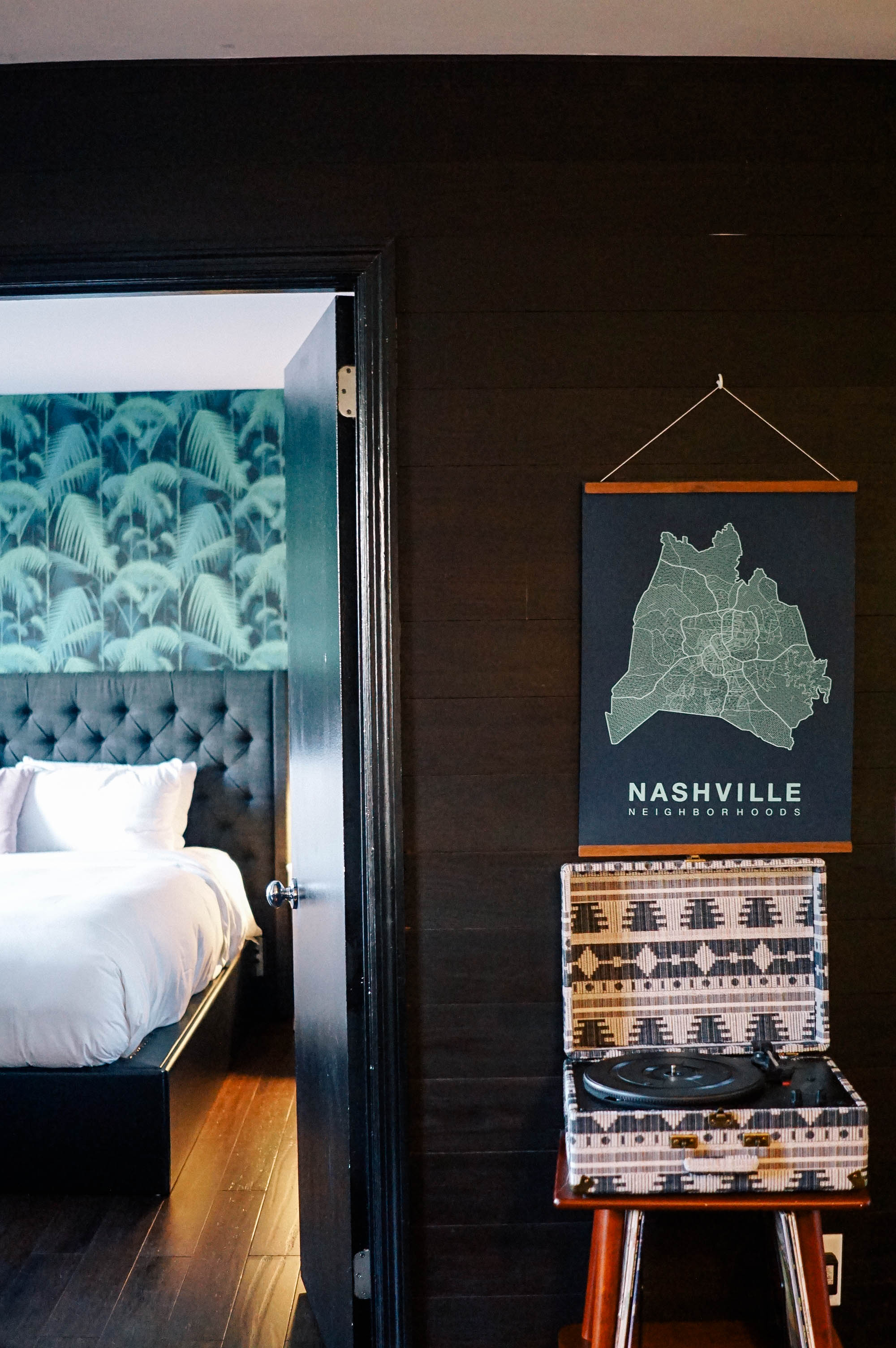 where to stay in downtown nashville