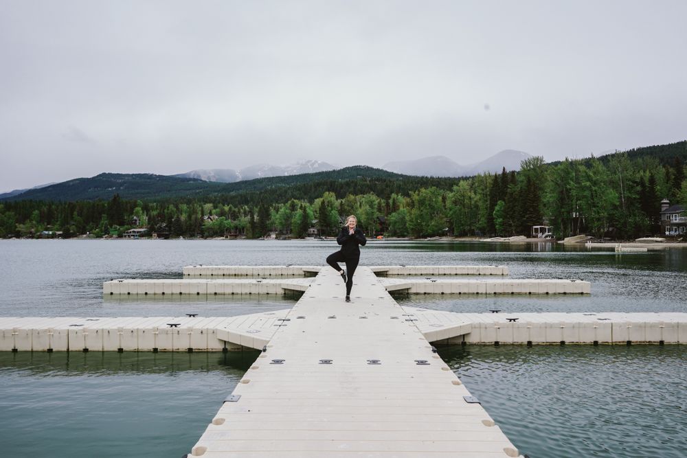 Yoga in Whitefish on lake