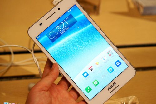 http://img.v3.news.zdn.vn/w660/Uploaded/Aohuouk/2014_06_08/Asus_Foneppad7_Zing_1.JPG