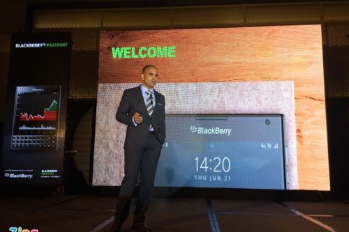 http://img.v3.news.zdn.vn/w660/Uploaded/Aohuouk/2014_10_08/blackberry_passport_zing_3_1.jpg