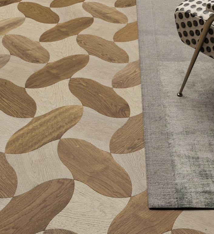 Neutral maple kitchen