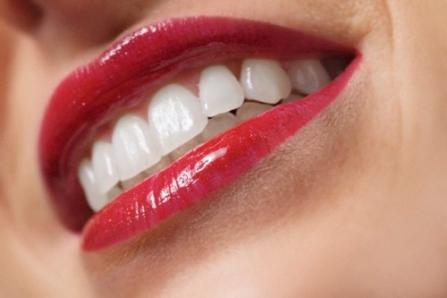 Consigli Utili Per Denti Bianchi E Sorriso Perfetto Dieta Bellezza