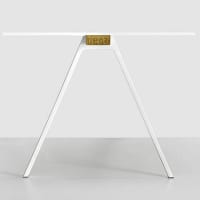 Neat Metal by kristalia