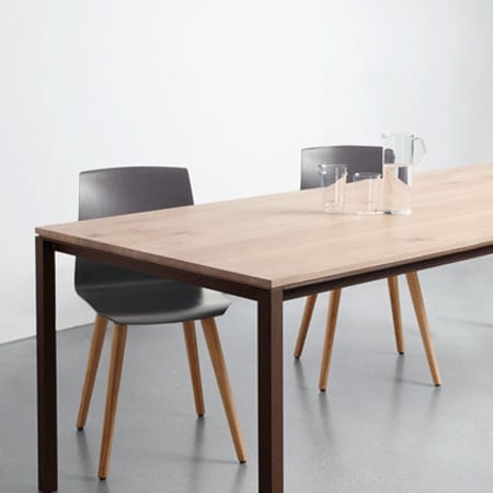Table S 600 Oak By Janua