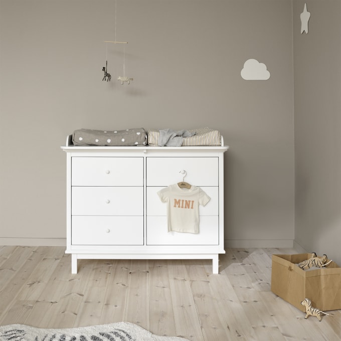 nursery dresser