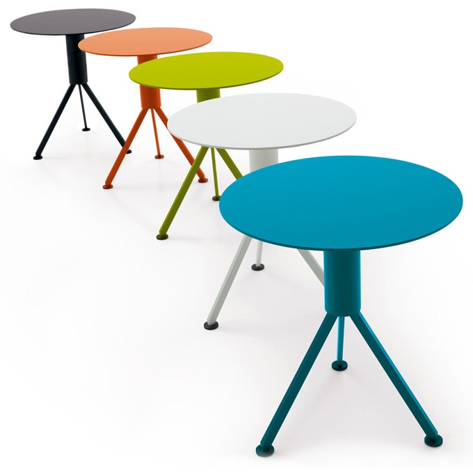 Husk Ht Outdoor Beistelltisch Von B B Italia