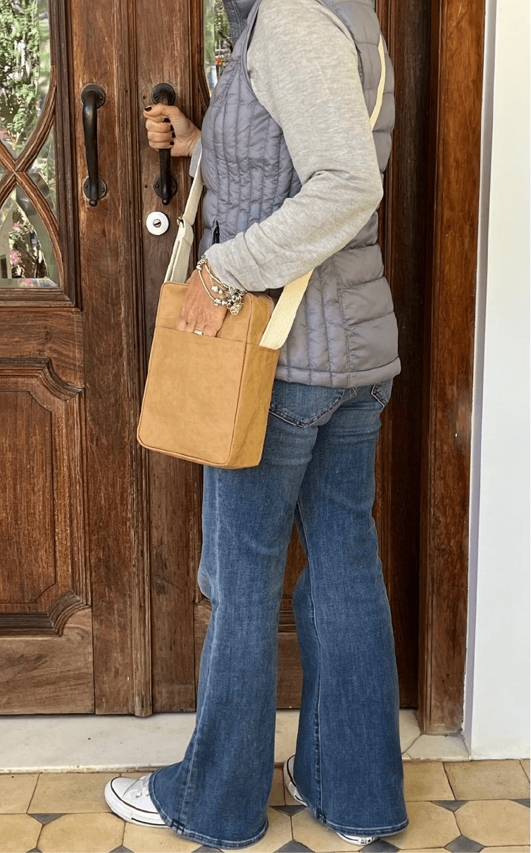 SHOULDER BAG
