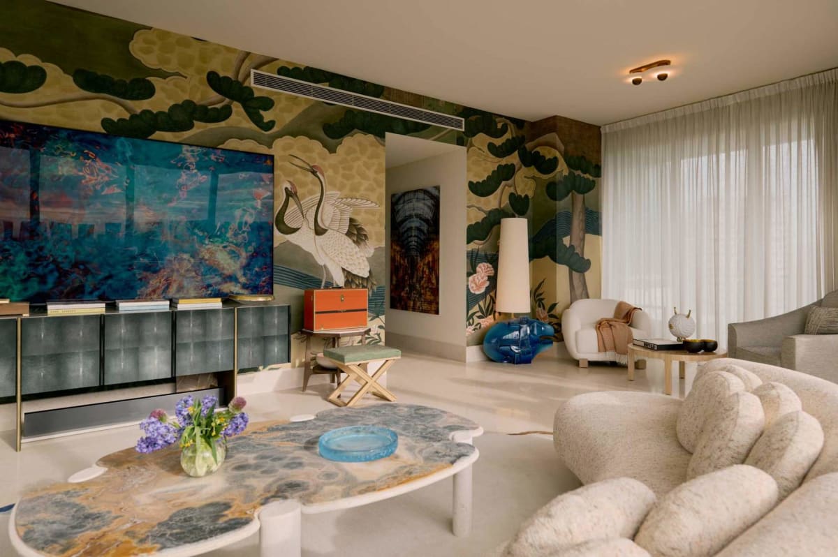 A Sophisticated Living Room