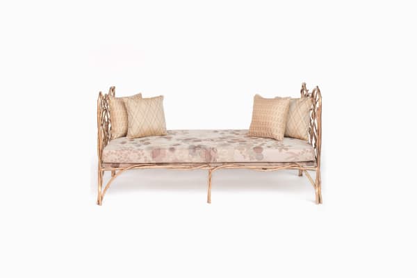 Magnolia Sofa