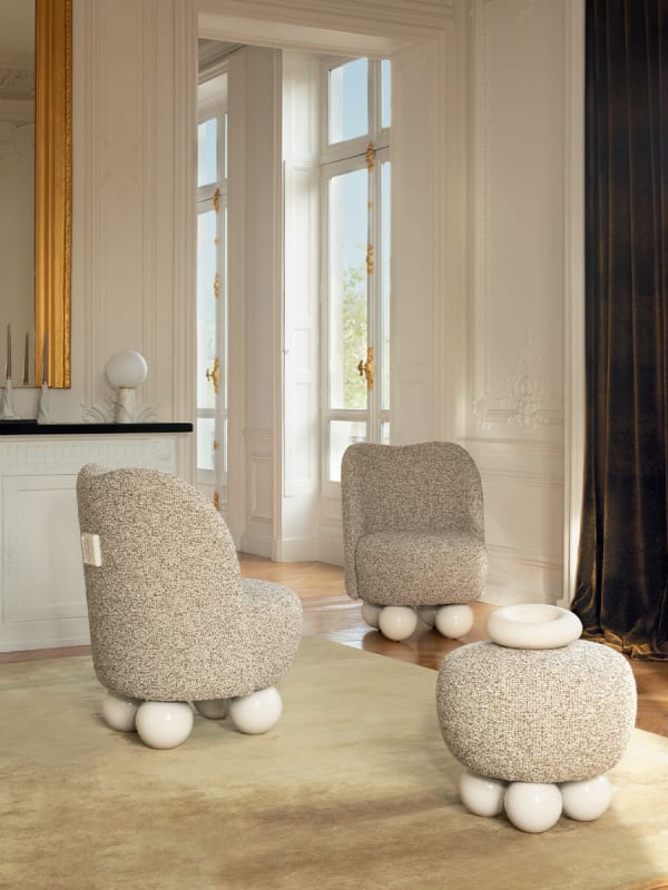 Peonia Armchair alternate finish