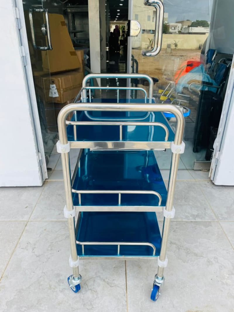 CHARIOT DE SOINS EN INOX 3 ETAGERES T+BOL 13A 60x40x86 — matériel médical à Dakar