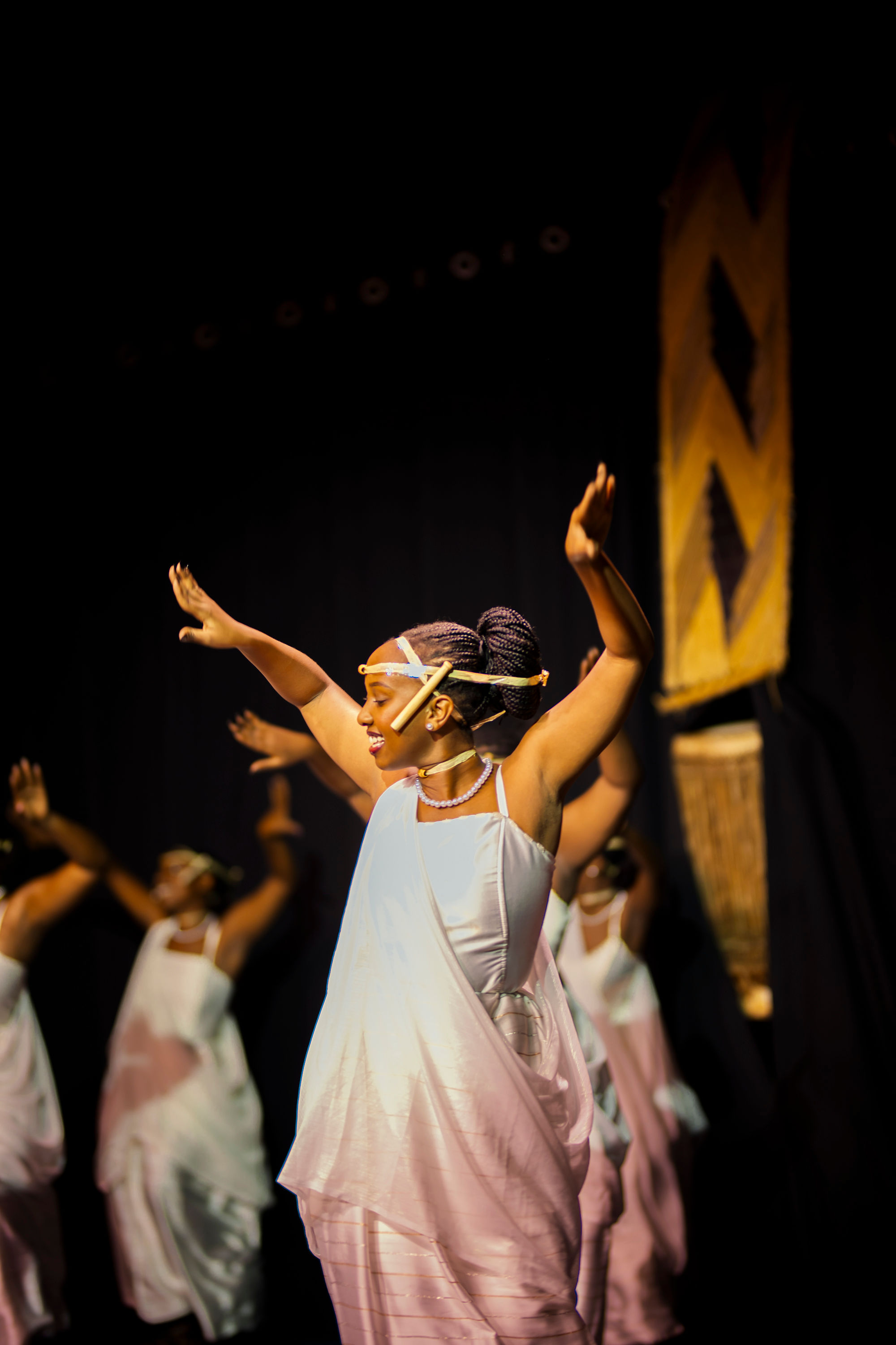 a dancer dancing amaraba: Uwarurasaniye