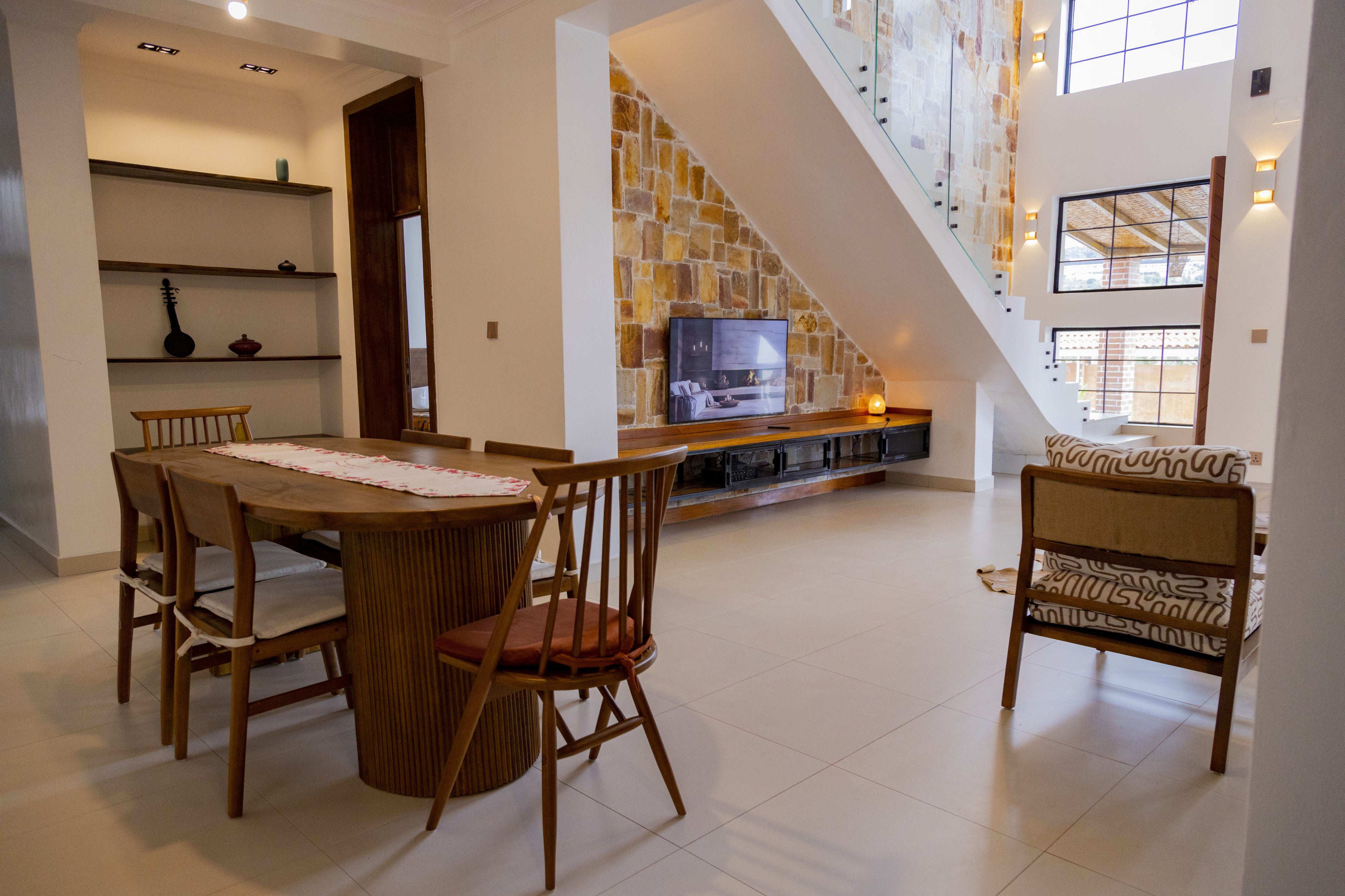 Spacious living room with modern furnishings