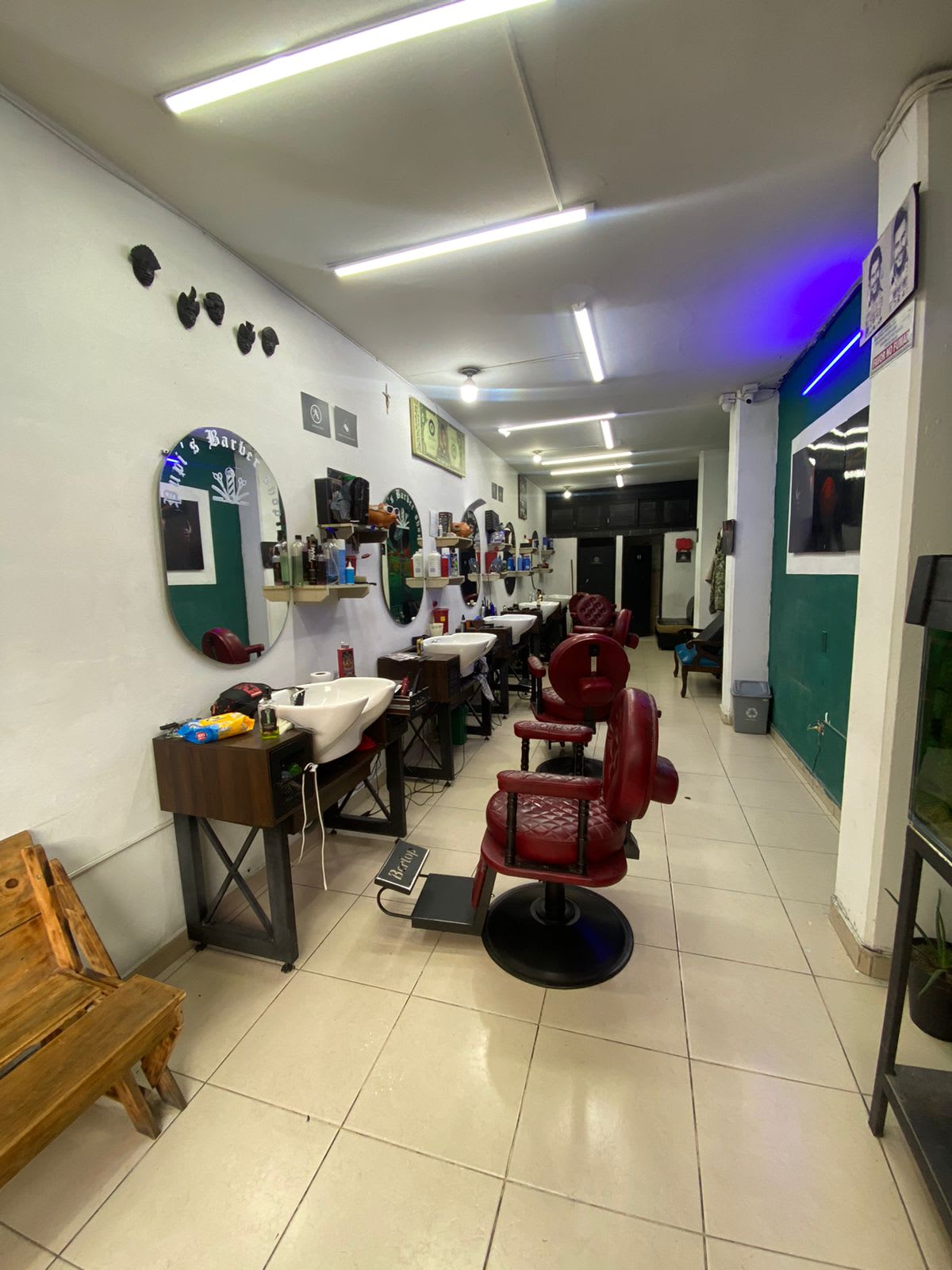 Sede Pupi's Barbershop en Caldas Antioquia